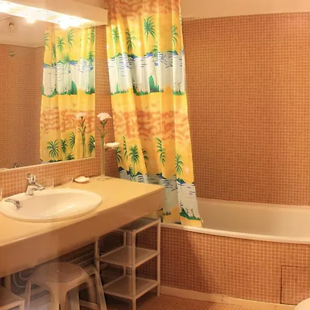 Apartment Plage 1/2 Etage *